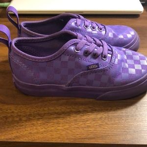 Unisex purple vans